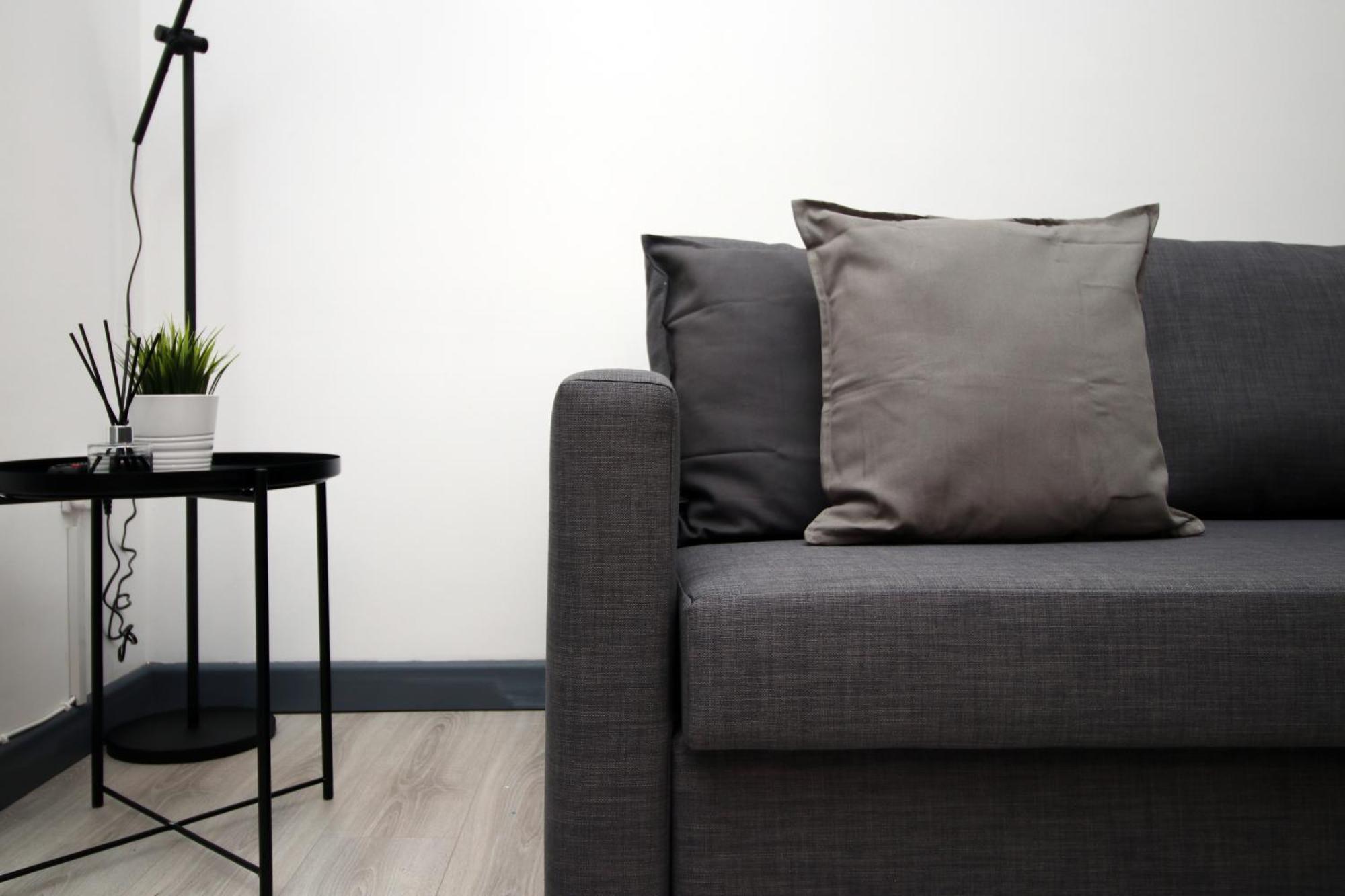 Fully Equipped Kitchen, Parking, City Centre Суонзи Екстериор снимка